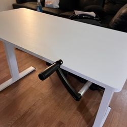 Adjustable Work Desk