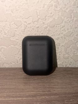 Wireless earbuds