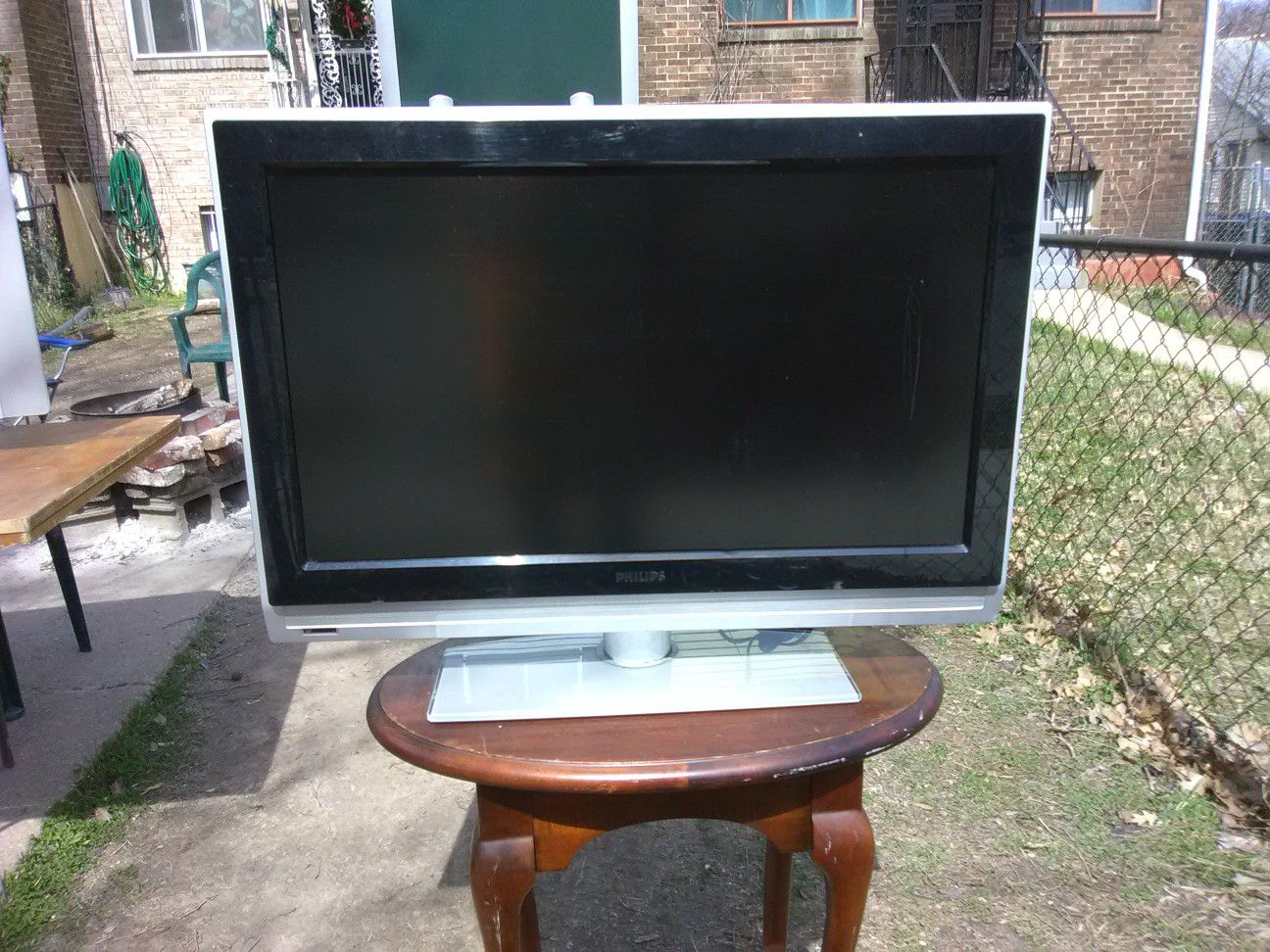 Phillips 32 inch LCD TV with HDMI port