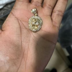 Gold Pendant 