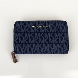 Micheal Kors Jet Set Small Logo 