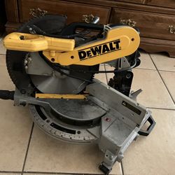 Dewalt