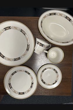 Mystique China- Partial Dinnerware Pieces 