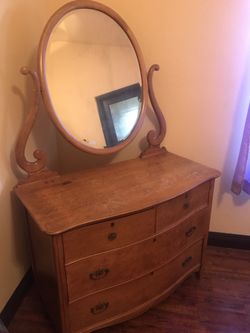 Antique vanity