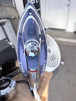 EverSteam Steam Iron Blue