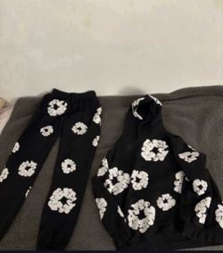 Denim tear fit