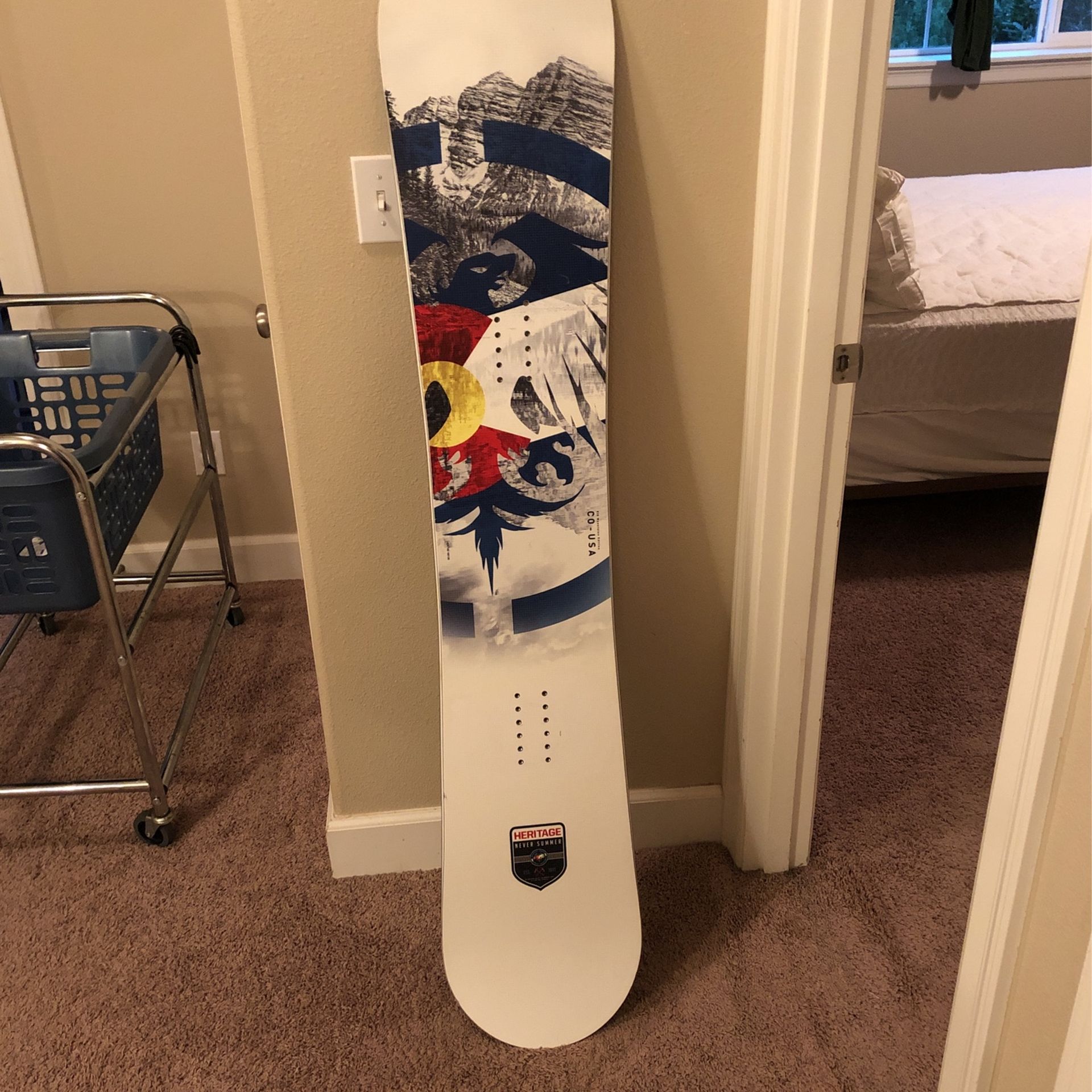 Never Summer Heritage Snowboard 160