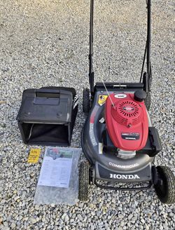 Honda commercial push mower