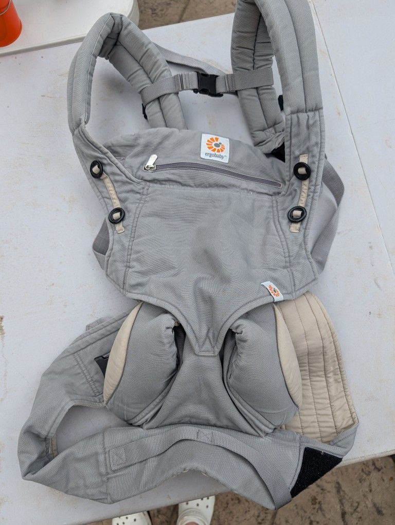 Ergo baby Carrier