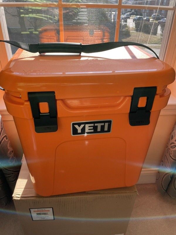 Yeti Roadie King Crab orange Cooler for Sale in Vacaville, CA - OfferUp