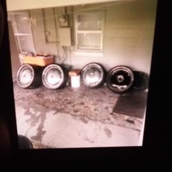 24 Inch Dub Spinners