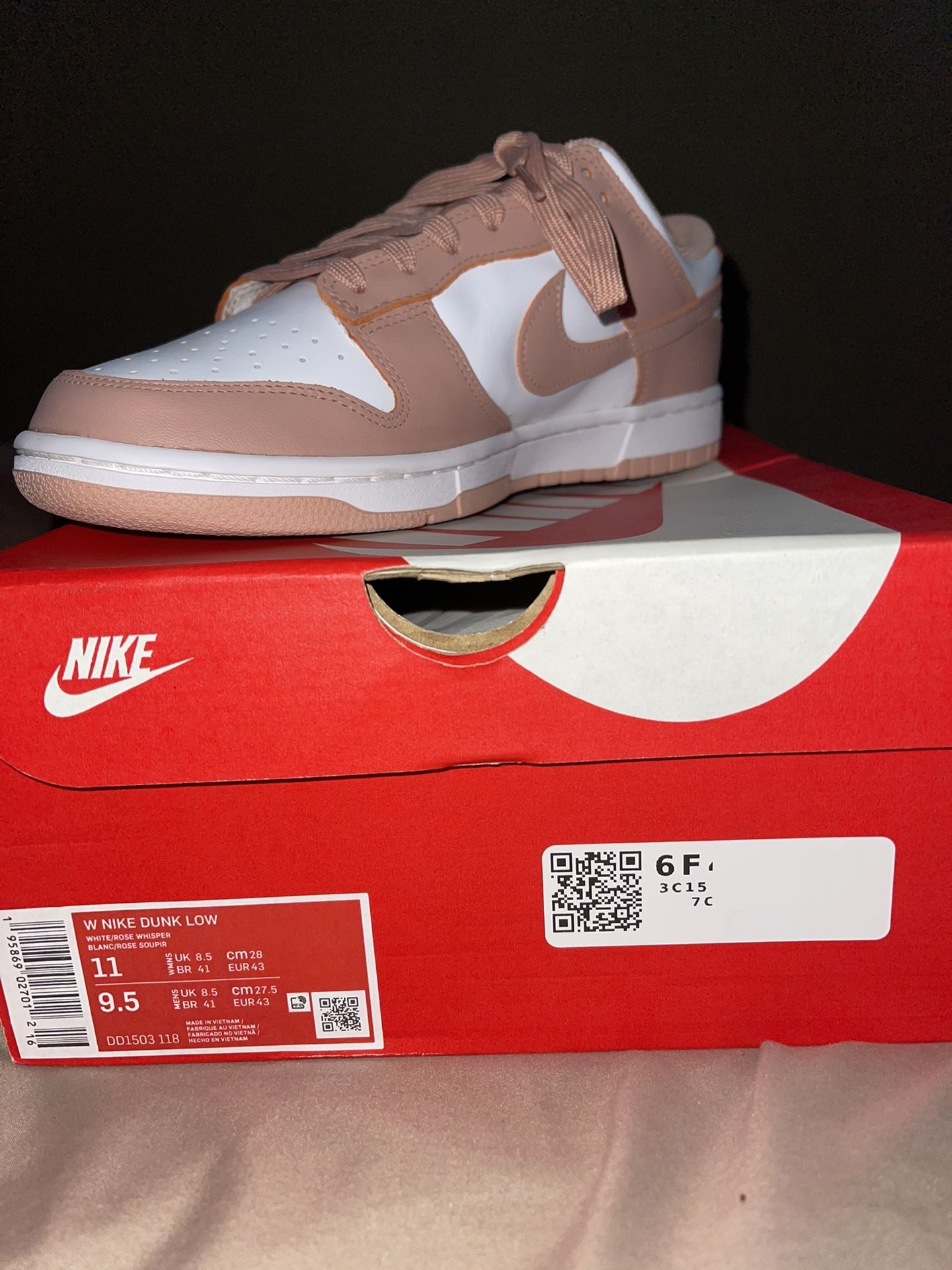 Nike Dunk White Rose Whisper