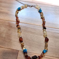 womens beaded necklace 