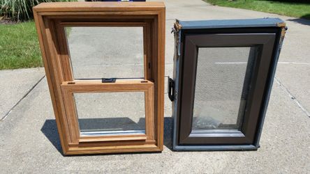 Vinyl casement window - new