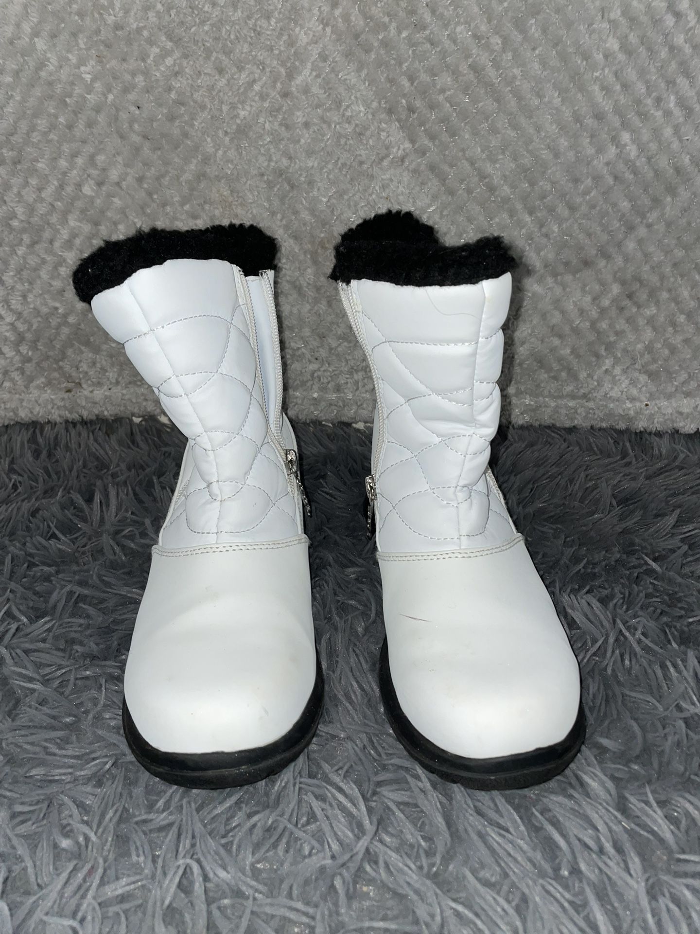 Totes Babbie women's winter boots