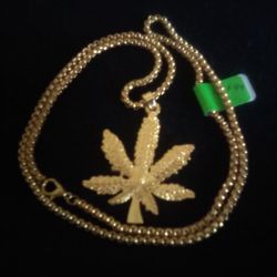 Leaf Necklace