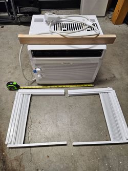 Toshiba 5000 BTU Window AC