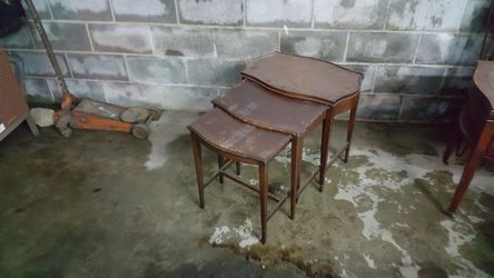 Grand rapids mahogany shadow tables,leather top