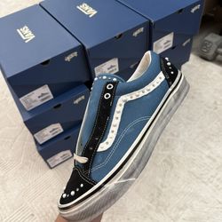 Pearlized Vans Size 6.5 mens 