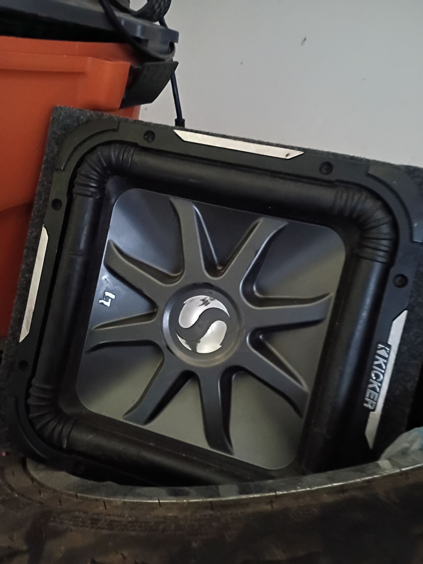 Kicker L7 12"