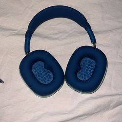 Blue AirPods Max