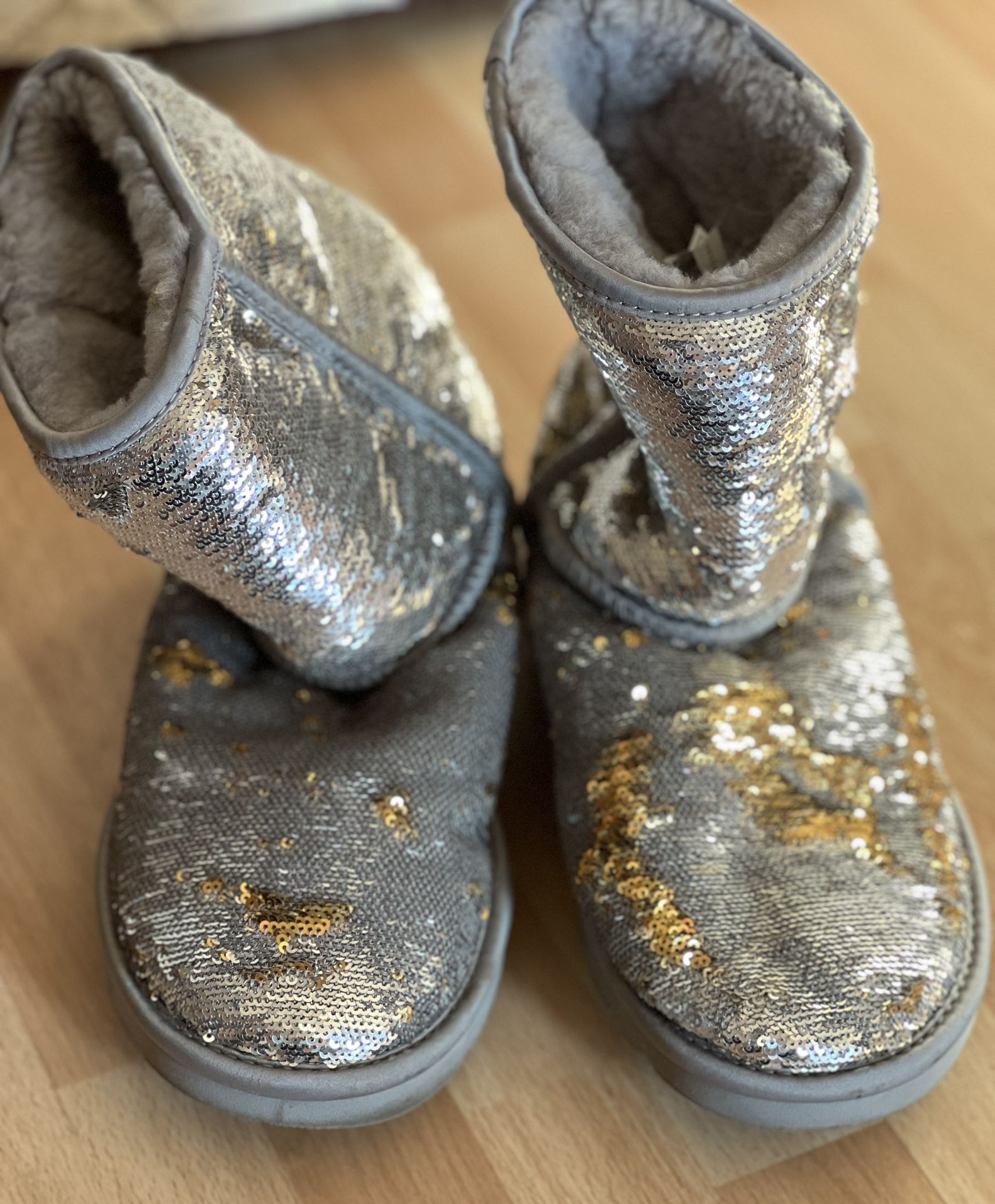 Silver Sequin Uggs Classic Short Size 8
