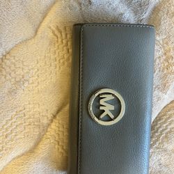 Micheal Kors Wallet 