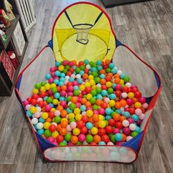Kids Ball Pit Large Pop Up Basketball Hoop + Balls