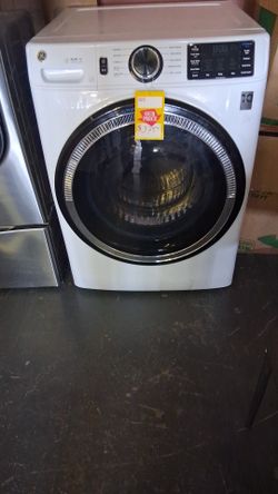 Like new GE front loader washer
