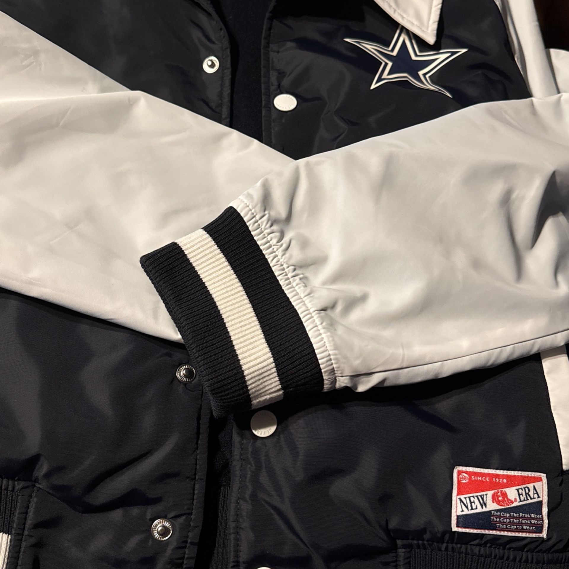 Dallas Cowboys - Light Weight Jacket - Women Small
