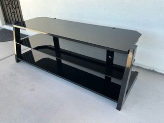 Tv stand entertainment center 60 W x 20 L x 22 H inches