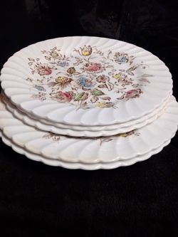 Vintage Staffordshire Bouquet Johnson Brothers of England Dinner Plates