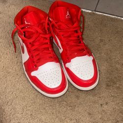 Air Jordan Retro Mids