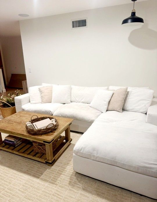 Beautiful White 4pc Cloud Couch