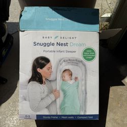 Snuggle Nest Portable Bassinet