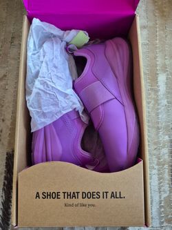 Clove slip on nurse shoes New 11.5 M
