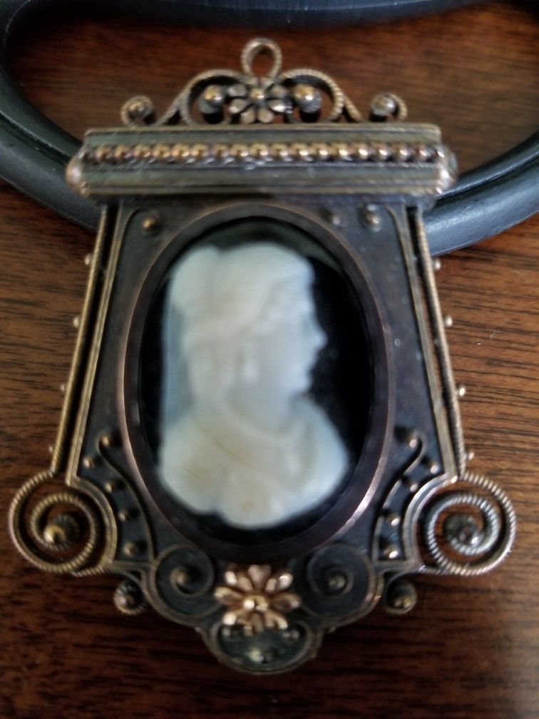 14K Antique Victorian Cameo