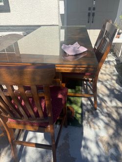 Kitchen table