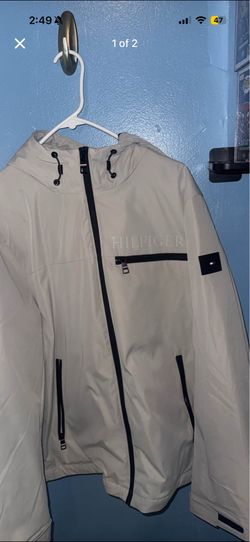 Tommy hill figure water resistant jacket