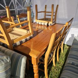 Dinning Table and 6 Chairs