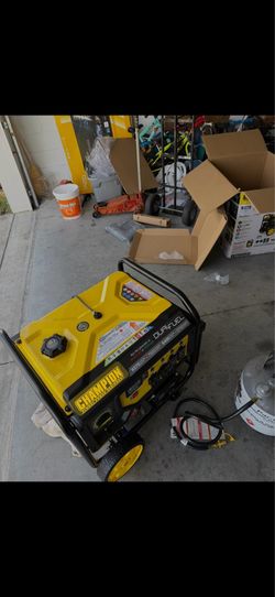 Champion 9375W Dual Fuel Generator – Electric Start