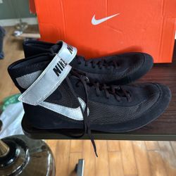 Nike Speedsweep Vii. Wrestling Shoes, Size 12, Possibly Unworn.