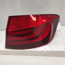 2011-2013 BMW 535i 5 Series Right Tail Light 