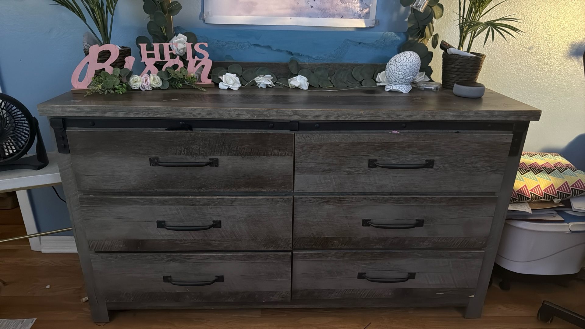 Dresser
