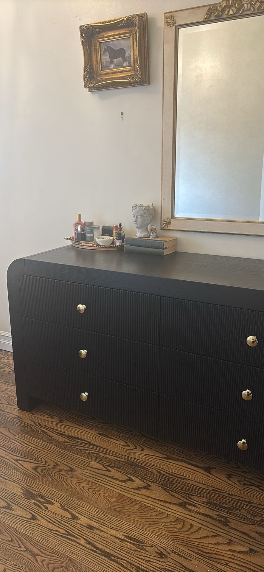 Dresser With 6 Drawers