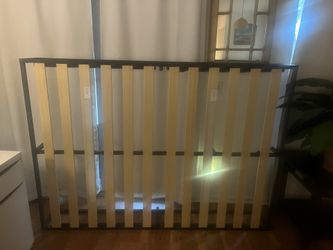 Full-size bedframe
