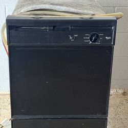 Black Dishwasher 