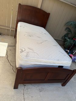 TWIN MATTRESS AND FRAME