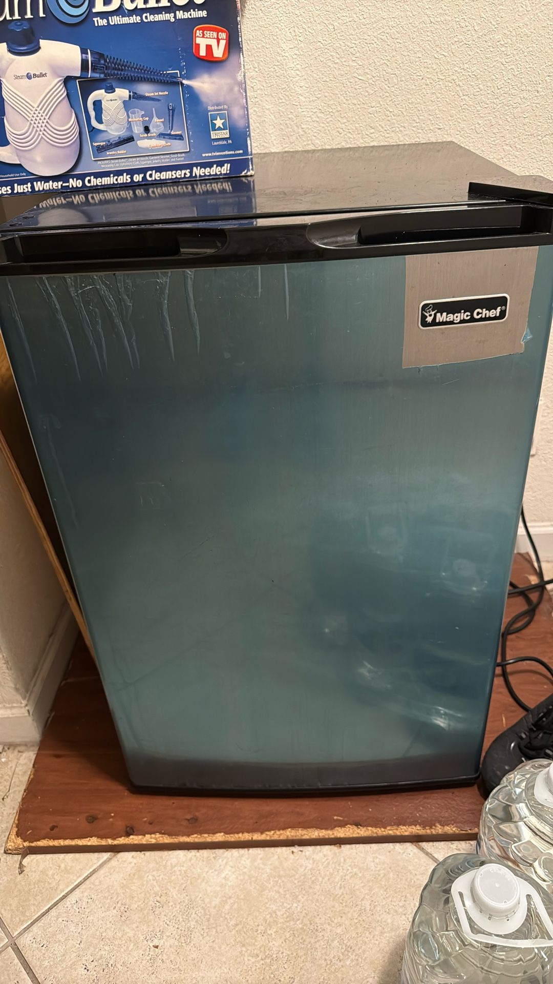 Magic Chef Mini Freezer 3.5 cubic