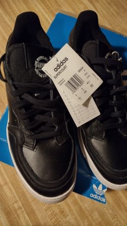 adidas Originals Supercourt Leather Sneakers EE7727 Black/White
9/30